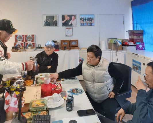 著名侨领和优秀企业家莅临海神多元联盟共享俱乐部指导交流